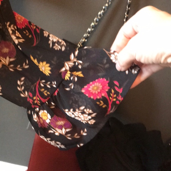 Floral Sheer Top - Picture 4 of 7